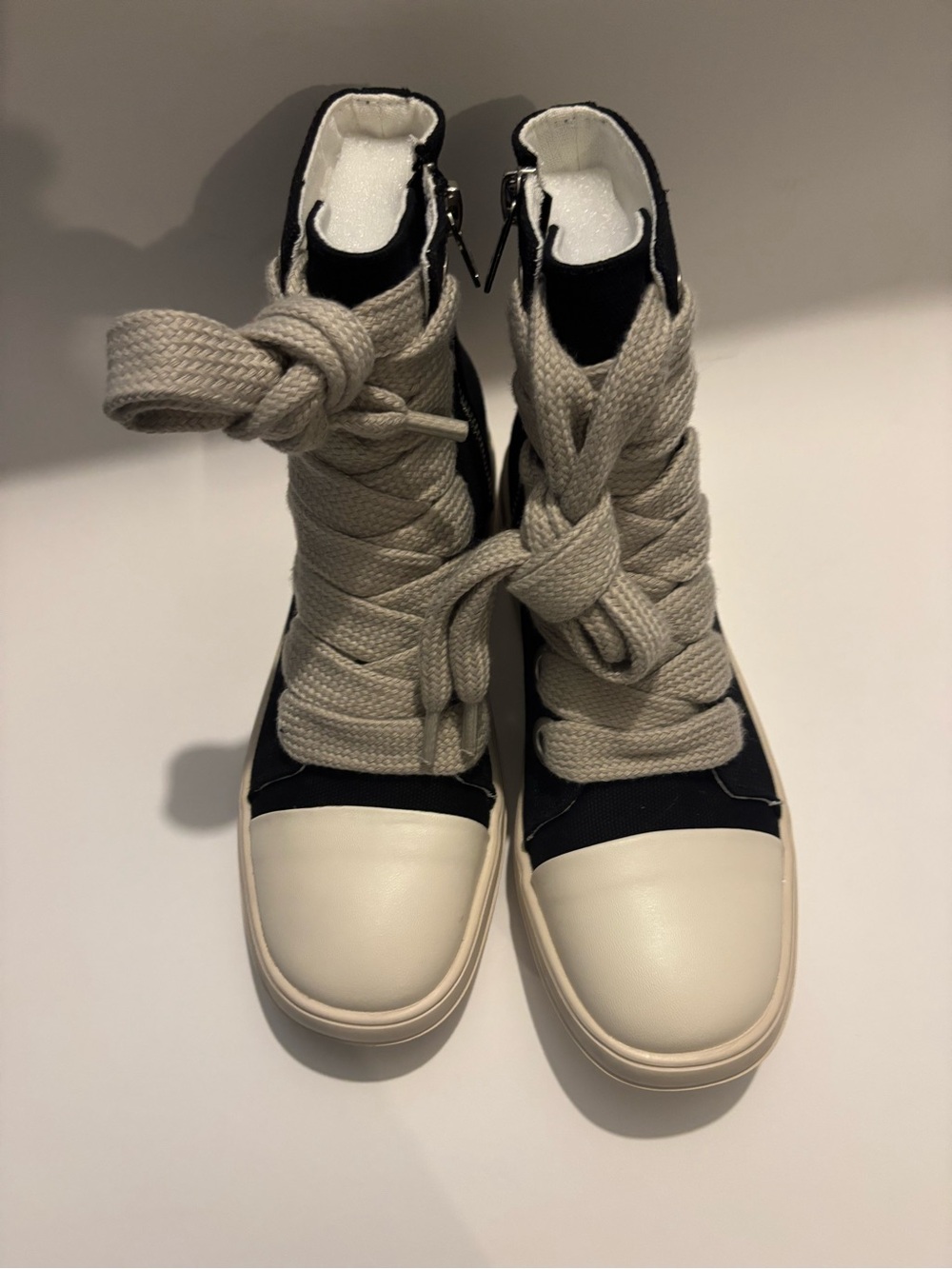 No Name  High-Top Sneakers in Black and Cream